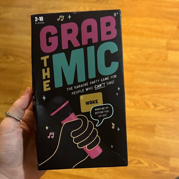 Grab the Mic Karaoke Party Game - Picture 1 of 1